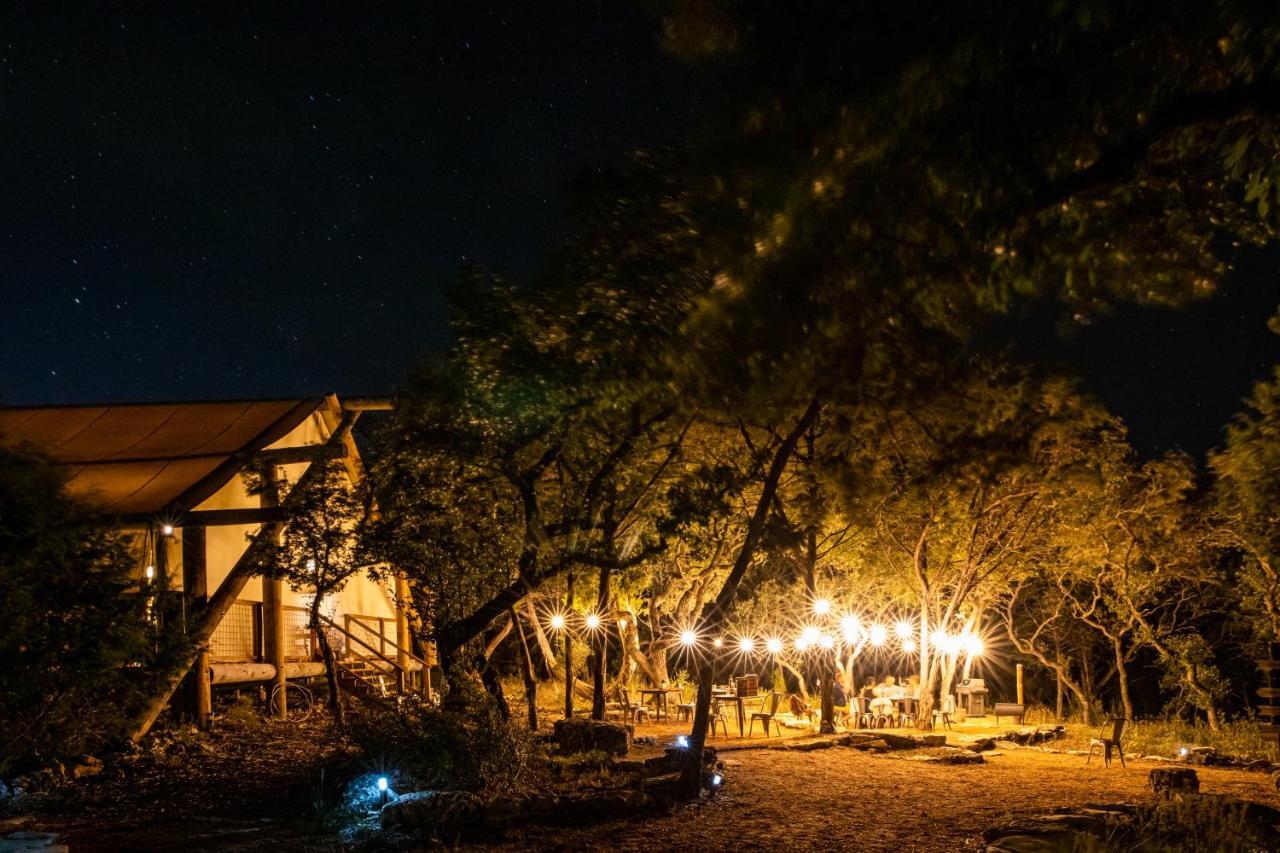 ホテル Collective Hill Country ウィンバリー エクステリア 写真